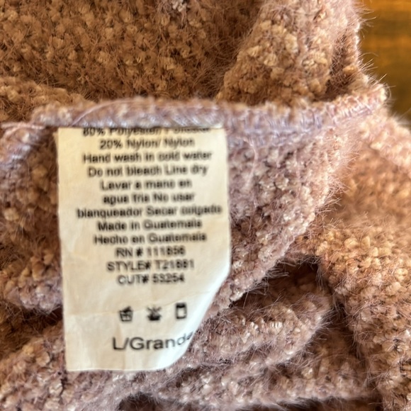 NEW Impressions Women’s Oversized Dusty Rose Sweater Size Large L NWT - Picture 4 of 9